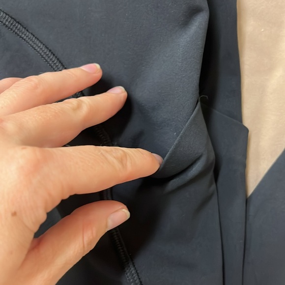 NWOT Lululemon All The Right Places - Picture 7 of 11